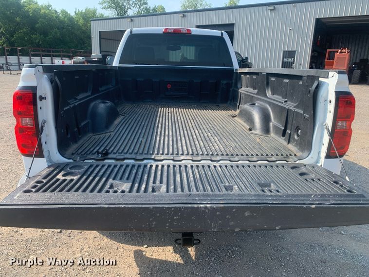 image for item LH9684 2015 Chevrolet Silverado 1500  pickup truck