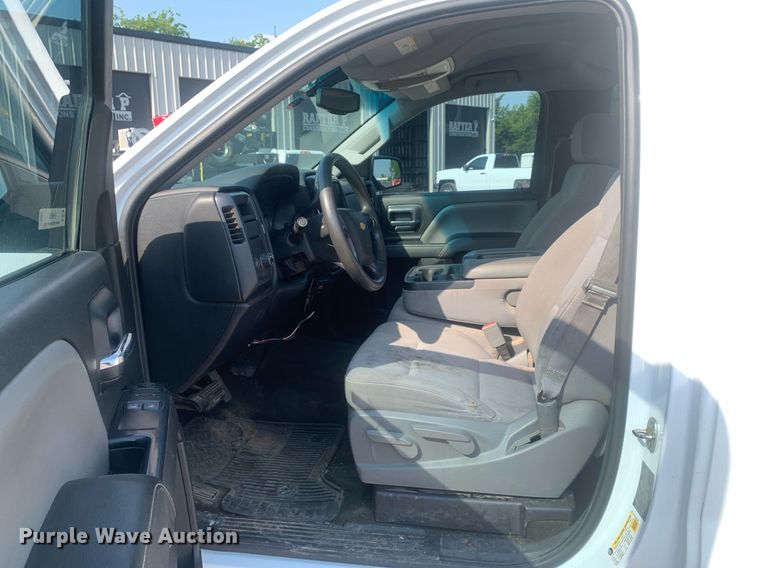 image for item LH9684 2015 Chevrolet Silverado 1500  pickup truck