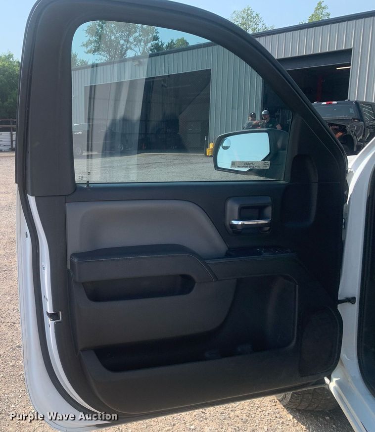 image for item LH9684 2015 Chevrolet Silverado 1500  pickup truck