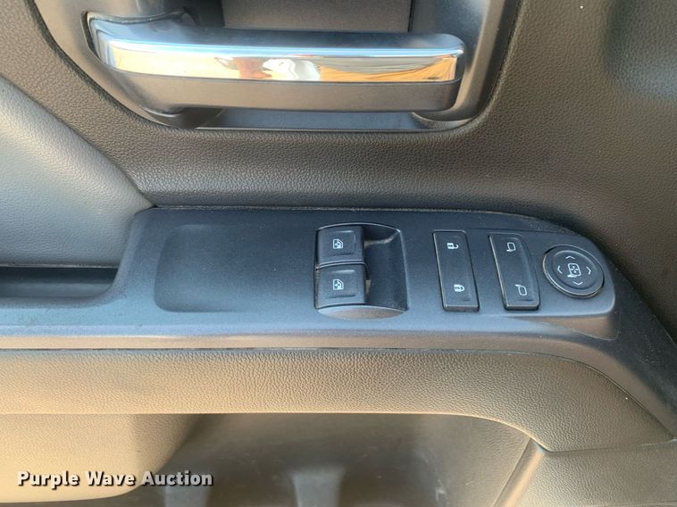 image for item LH9684 2015 Chevrolet Silverado 1500  pickup truck