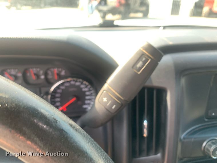 image for item LH9684 2015 Chevrolet Silverado 1500  pickup truck