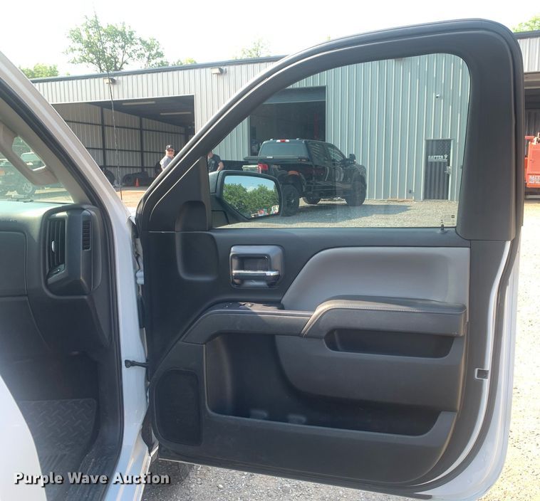 image for item LH9684 2015 Chevrolet Silverado 1500  pickup truck