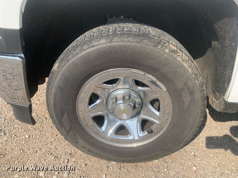 image for item LH9684 2015 Chevrolet Silverado 1500  pickup truck