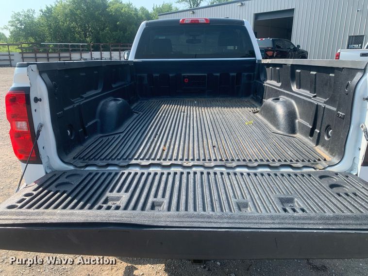 image for item LH9685 2015 Chevrolet Silverado 1500  pickup truck