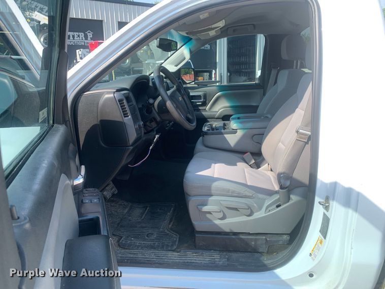 image for item LH9685 2015 Chevrolet Silverado 1500  pickup truck