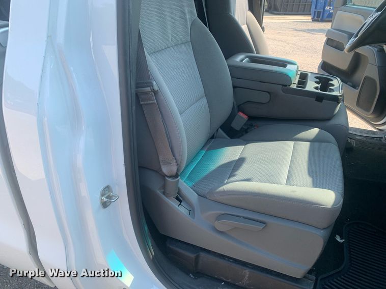 image for item LH9685 2015 Chevrolet Silverado 1500  pickup truck