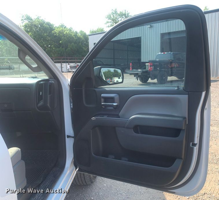 image for item LH9685 2015 Chevrolet Silverado 1500  pickup truck