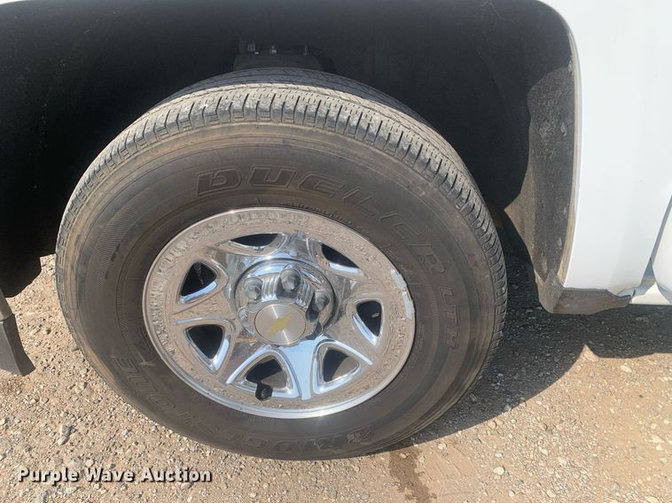 image for item LH9685 2015 Chevrolet Silverado 1500  pickup truck