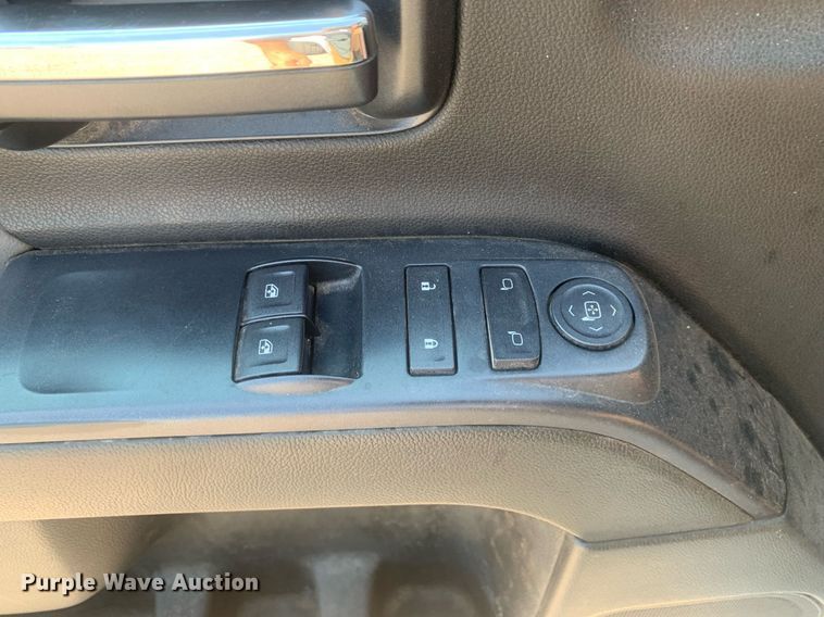 image for item LH9686 2015 Chevrolet Silverado 1500  pickup truck