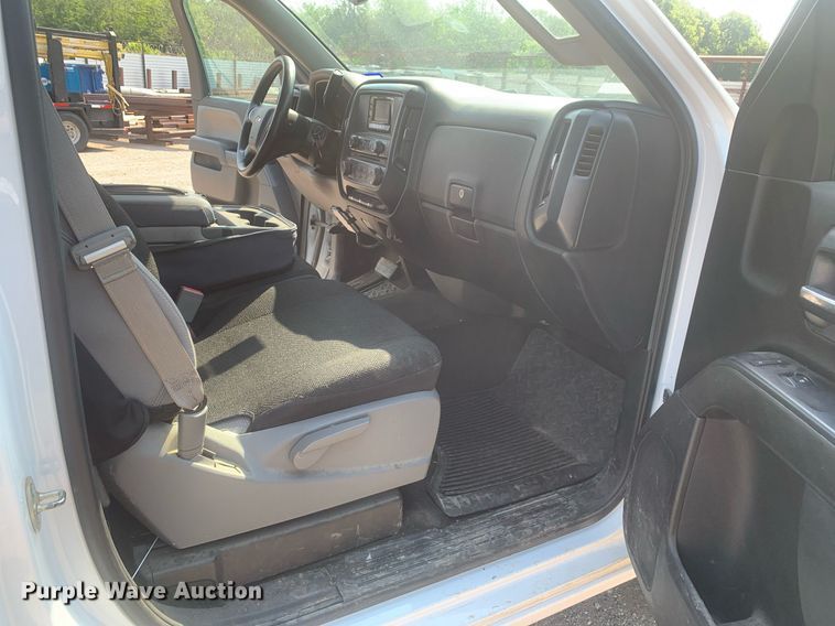 image for item LH9686 2015 Chevrolet Silverado 1500  pickup truck