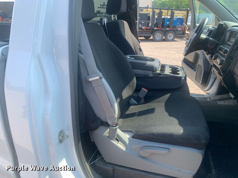 image for item LH9686 2015 Chevrolet Silverado 1500  pickup truck