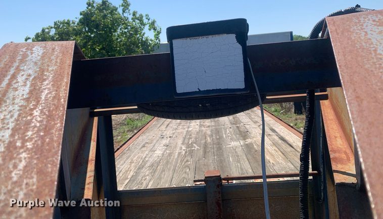 image for item LH9707 1998 Trailerman  equipment trailer