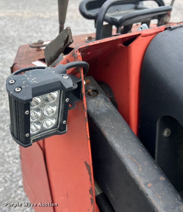 image for item LI9644 Toro DingoTX420  compact utility loader