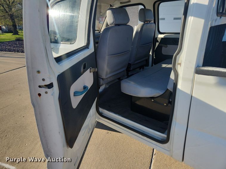 image for item LJ9041 2014 Vantage EV1000  mini truck