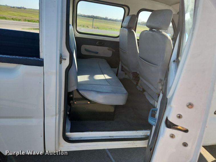 image for item LJ9041 2014 Vantage EV1000  mini truck