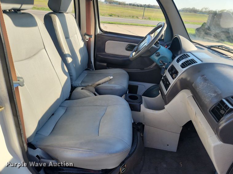 image for item LJ9041 2014 Vantage EV1000  mini truck