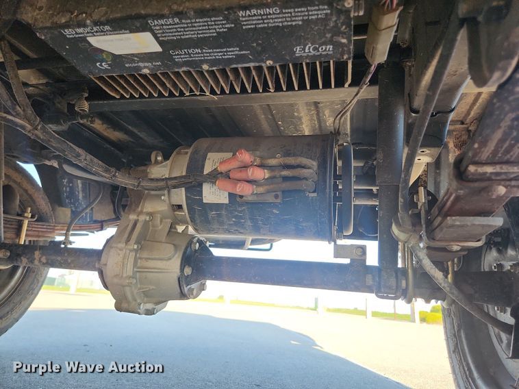 image for item LJ9041 2014 Vantage EV1000  mini truck