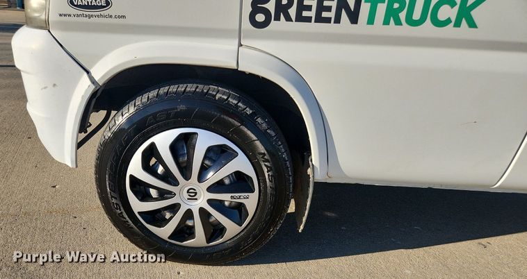 image for item LJ9041 2014 Vantage EV1000  mini truck