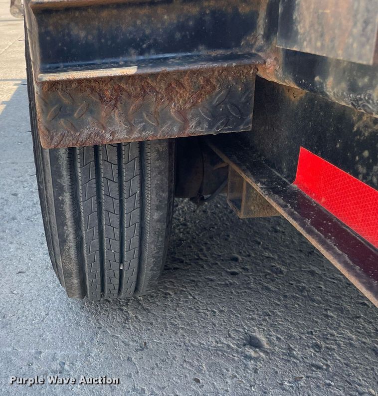 image for item LJ9742 2018 Lucon 7T192THDBW  tilt deck equipment trailer