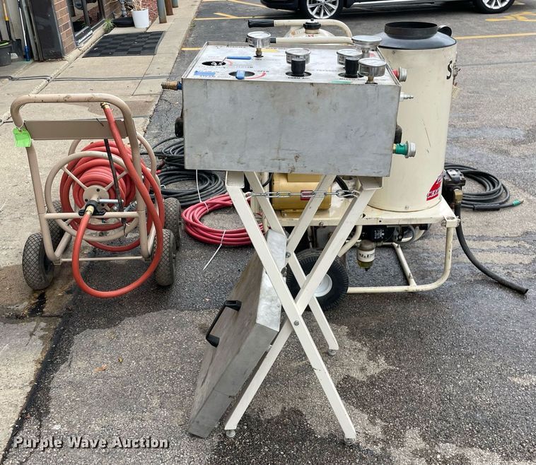 image for item LJ9758 Stinger  pressure steamer