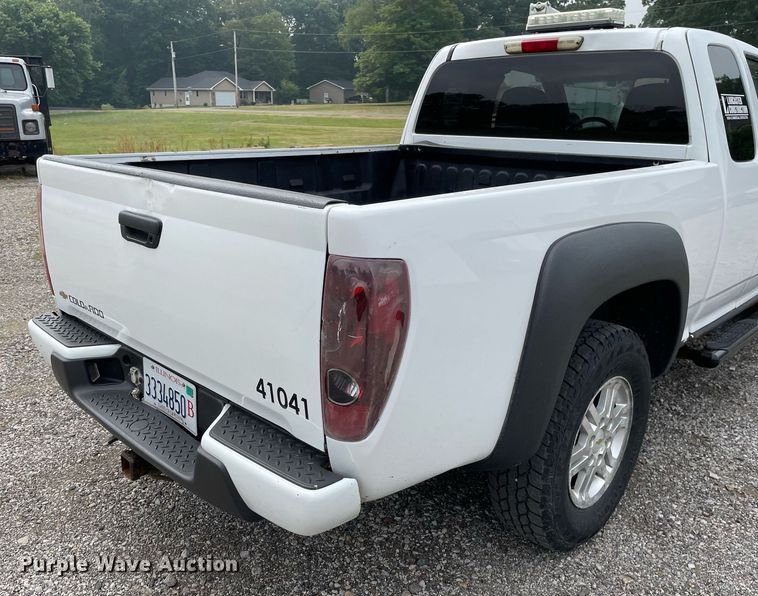 image for item LJ9763 2010 Chevrolet Colorado  Ext. Cab pickup truck