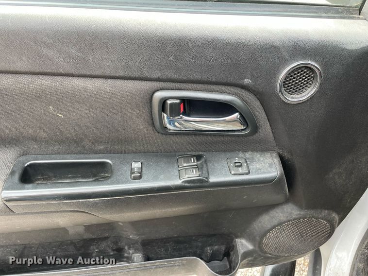 image for item LJ9763 2010 Chevrolet Colorado  Ext. Cab pickup truck