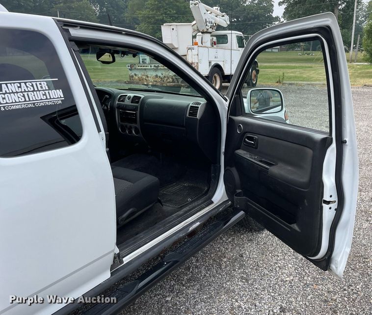 image for item LJ9763 2010 Chevrolet Colorado  Ext. Cab pickup truck