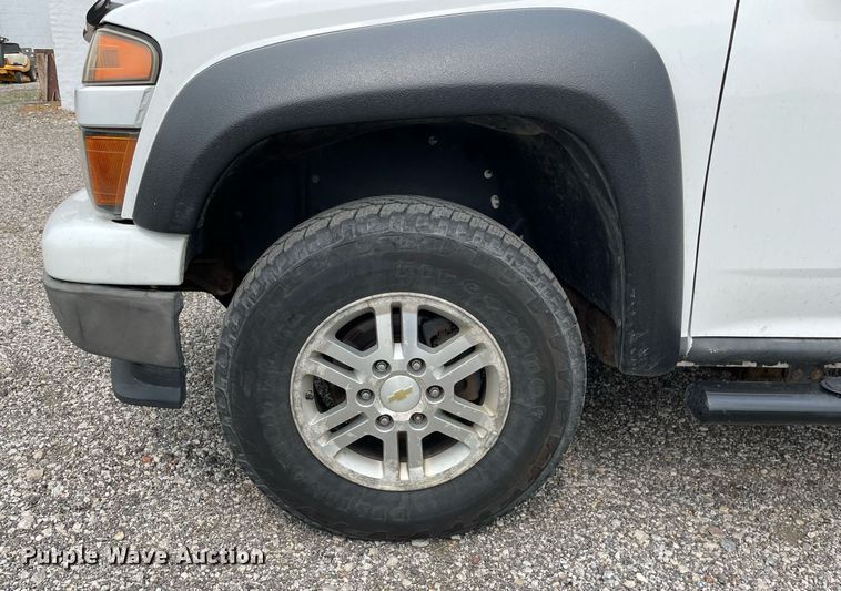 image for item LJ9763 2010 Chevrolet Colorado  Ext. Cab pickup truck