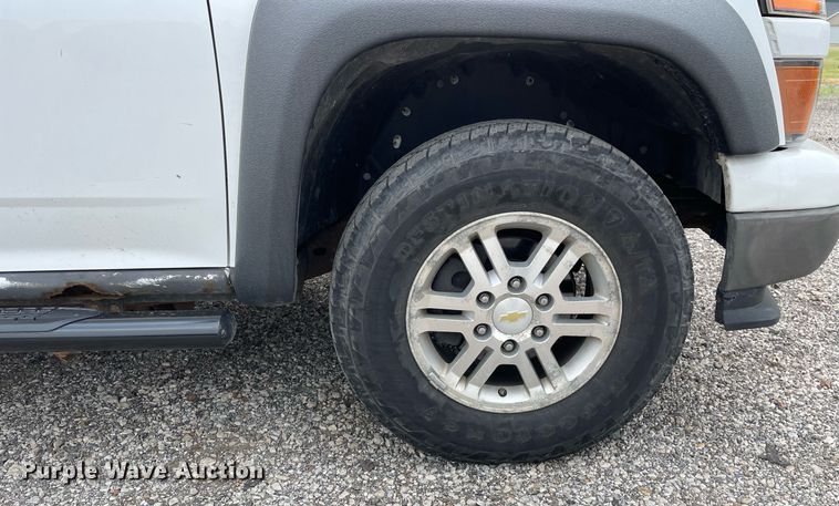 image for item LJ9763 2010 Chevrolet Colorado  Ext. Cab pickup truck