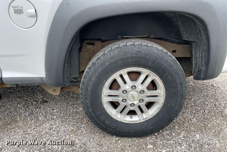 image for item LJ9763 2010 Chevrolet Colorado  Ext. Cab pickup truck