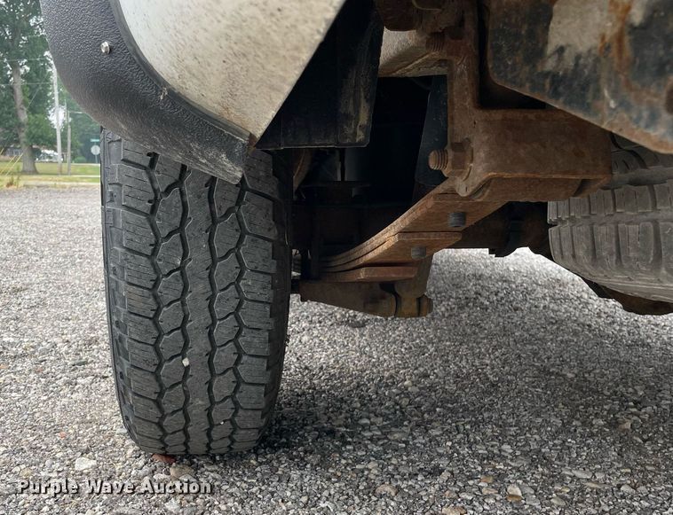 image for item LJ9763 2010 Chevrolet Colorado  Ext. Cab pickup truck