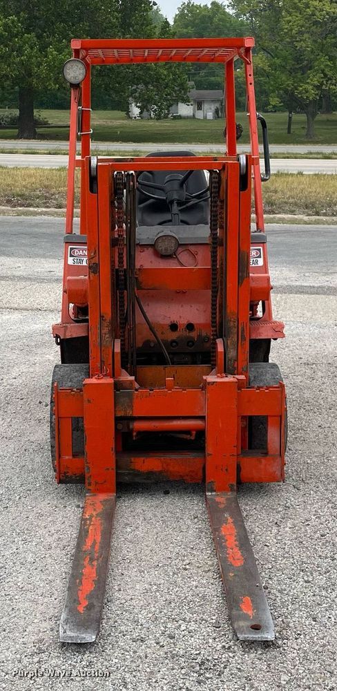 image for item LJ9764 Toyota 42-4FGC20  forklift