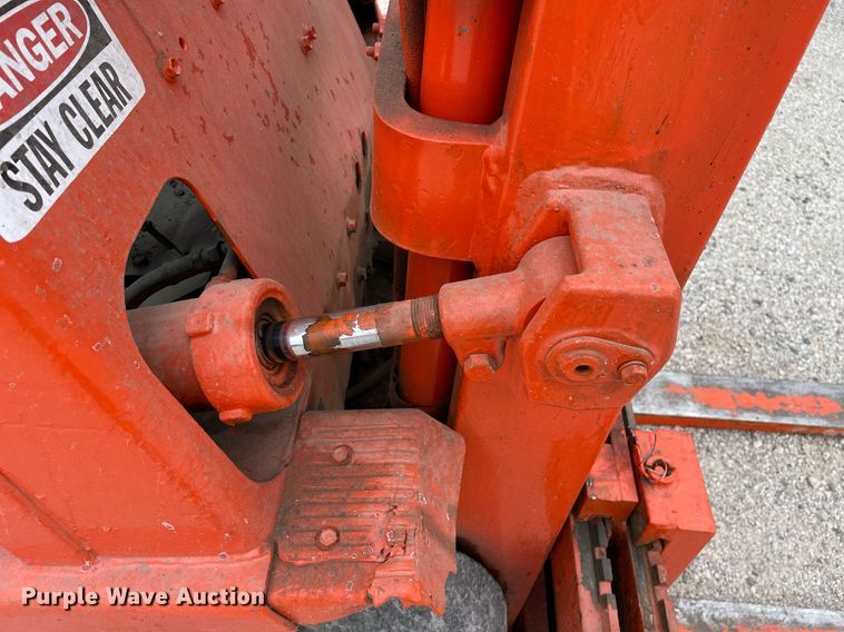 image for item LJ9764 Toyota 42-4FGC20  forklift