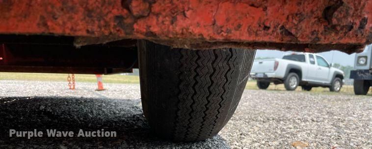 image for item LJ9770 1974 Ditch Runner S2  tilt deck utility trailer