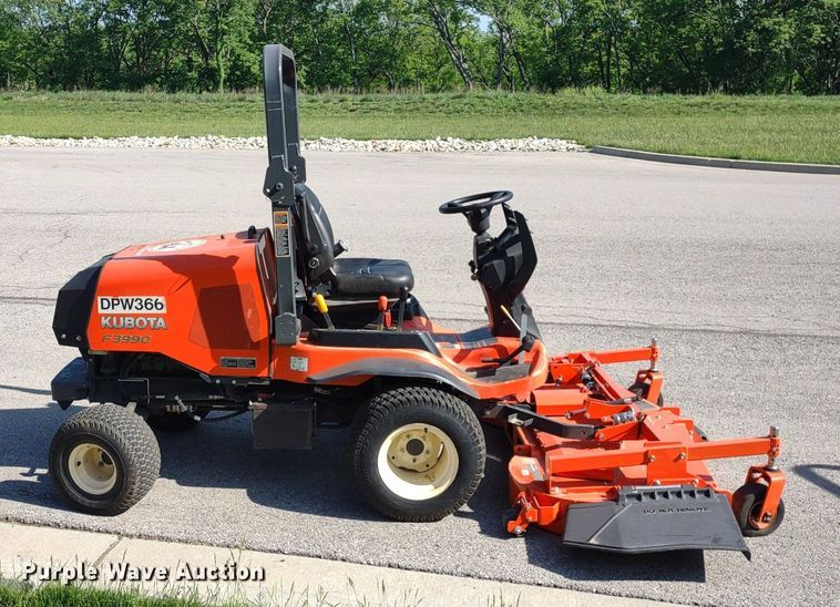 image for item LL9158 2020 Kubota F3990  lawn mower