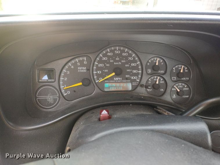 image for item LL9245 2001 Chevrolet Silverado 2500HD  pickup truck