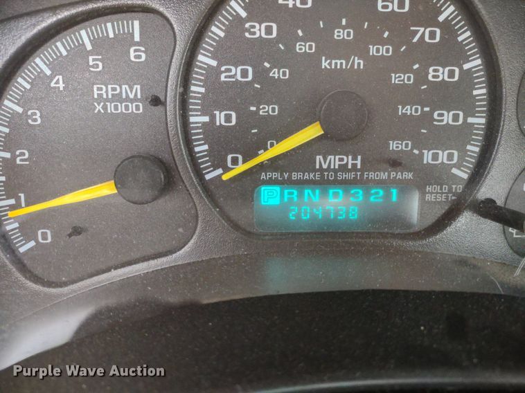 image for item LL9245 2001 Chevrolet Silverado 2500HD  pickup truck