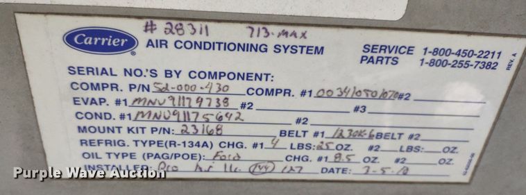 image for item LL9246 2010 Ford E350 Super Duty  shuttle bus