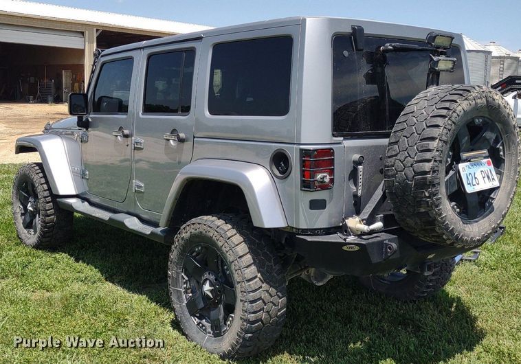 image for item LL9247 2014 Jeep Wrangler Sahara  SUV