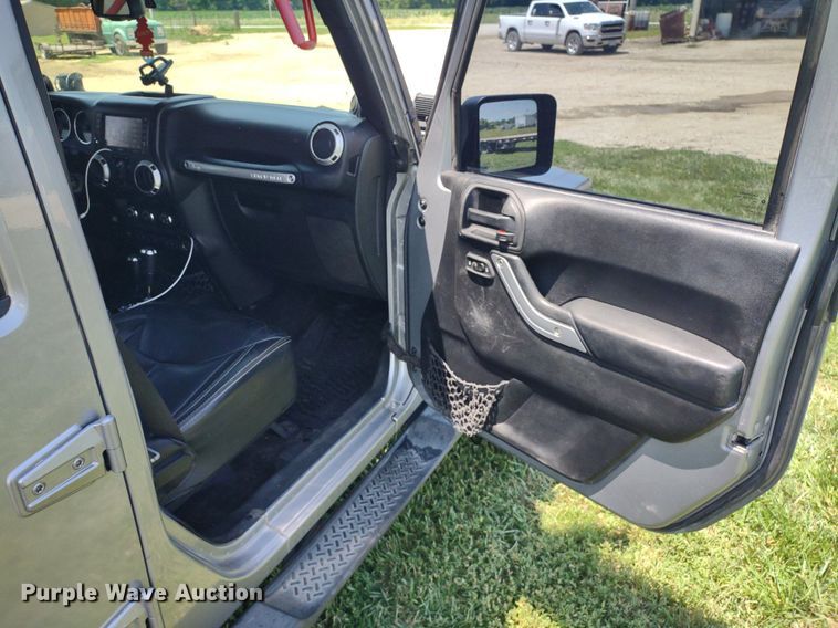 image for item LL9247 2014 Jeep Wrangler Sahara  SUV