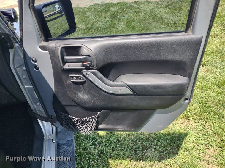 image for item LL9247 2014 Jeep Wrangler Sahara  SUV