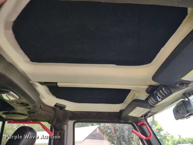 image for item LL9247 2014 Jeep Wrangler Sahara  SUV