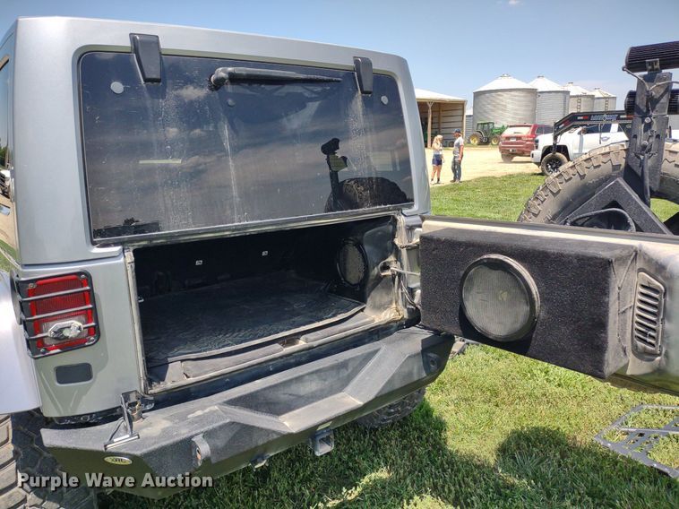 image for item LL9247 2014 Jeep Wrangler Sahara  SUV