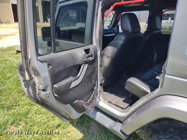 image for item LL9247 2014 Jeep Wrangler Sahara  SUV