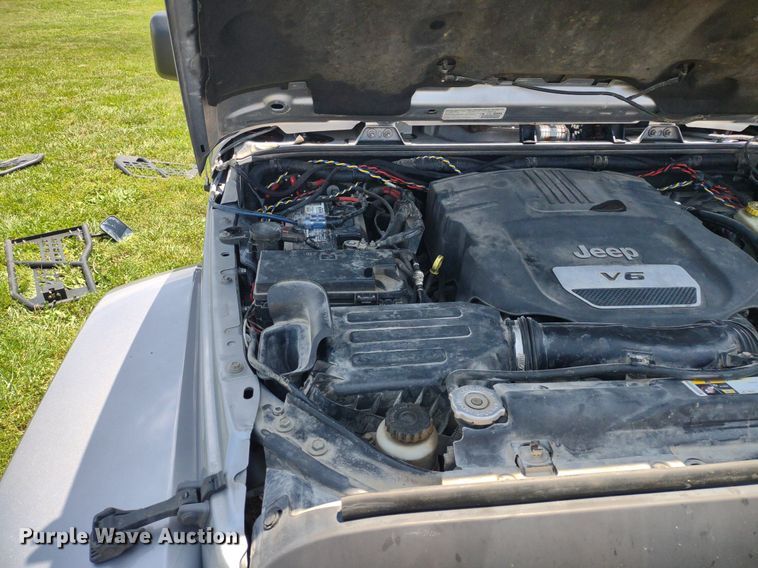 image for item LL9247 2014 Jeep Wrangler Sahara  SUV