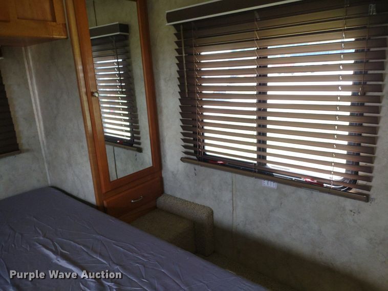 image for item LL9248 2007 Gulf Stream Conquest Ultra  RV