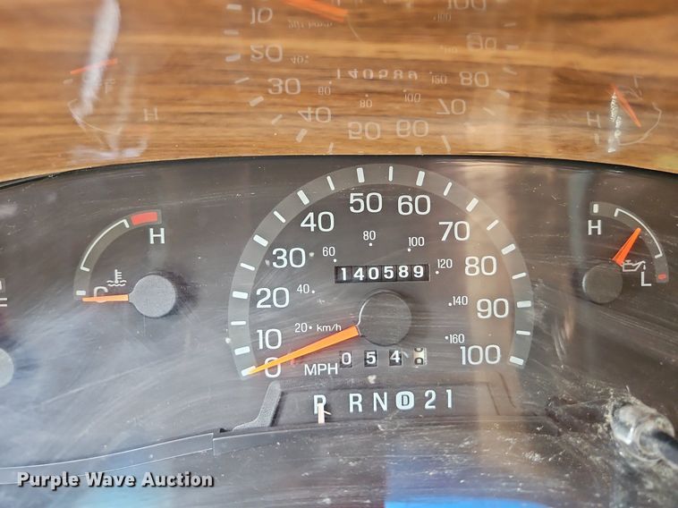 image for item LL9264 2000 Ford E250  van