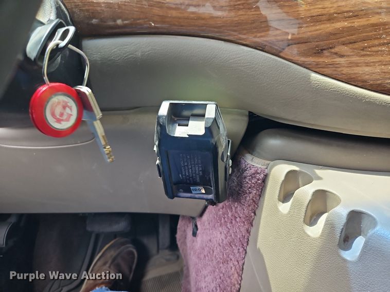 image for item LL9264 2000 Ford E250  van