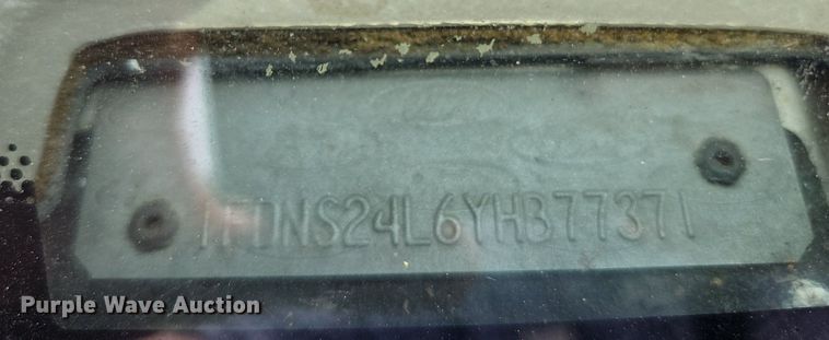 image for item LL9264 2000 Ford E250  van