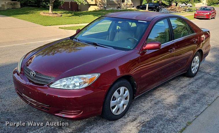 image for item LL9266 2002 Toyota Camry LE